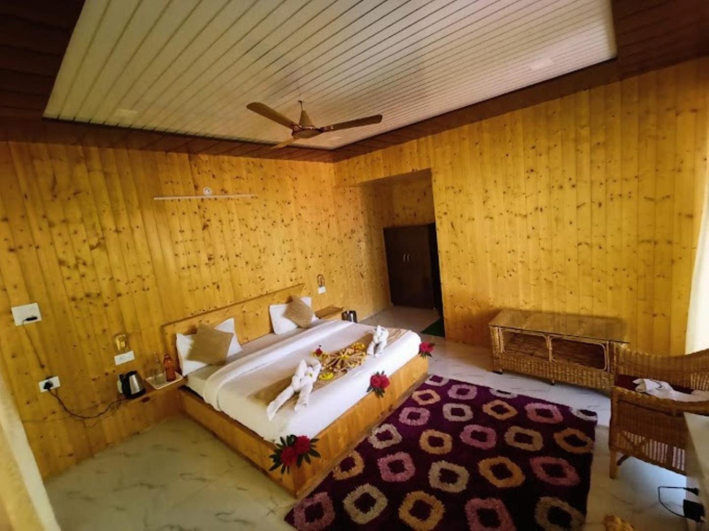 The Village Retreat Resort , Guptkashi Gupta Kāshi 외부 사진