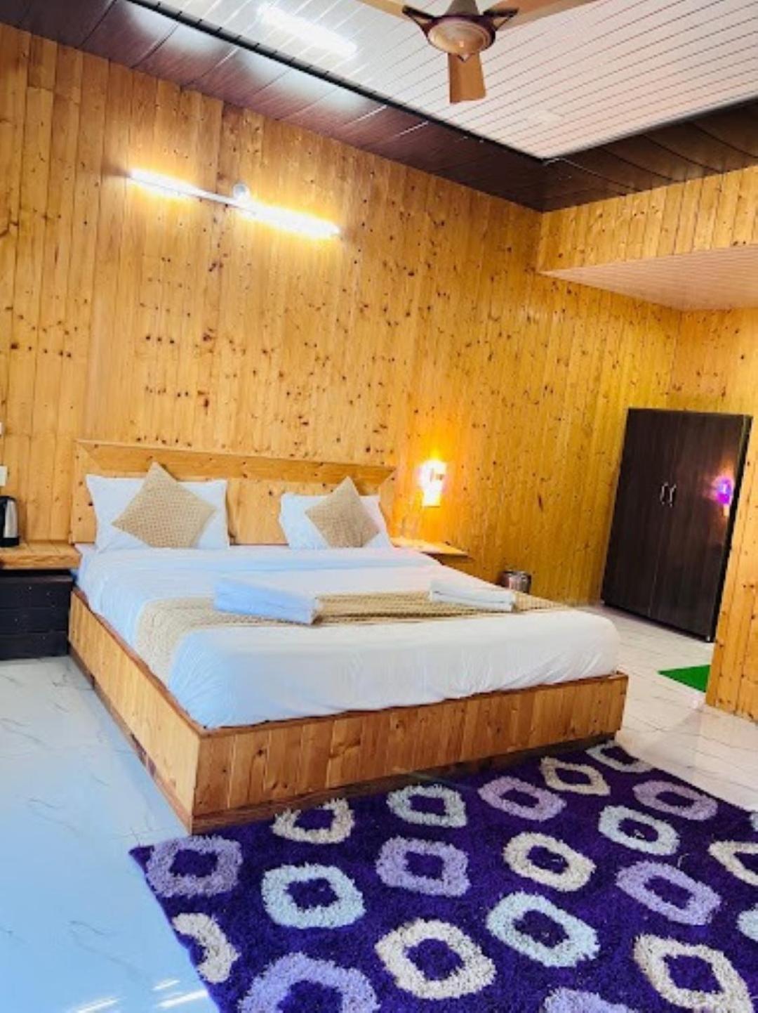 The Village Retreat Resort , Guptkashi Gupta Kāshi 외부 사진